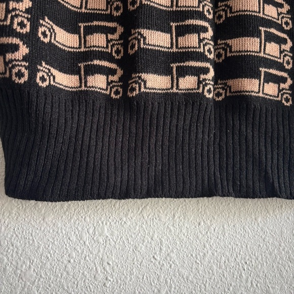 Vintage 60s-70s Bagatelle Made in England Black and Tan Truck Motif Novelty Vest - Picture 6 of 10